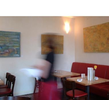 Ausstellung im Bistro der artgenossen